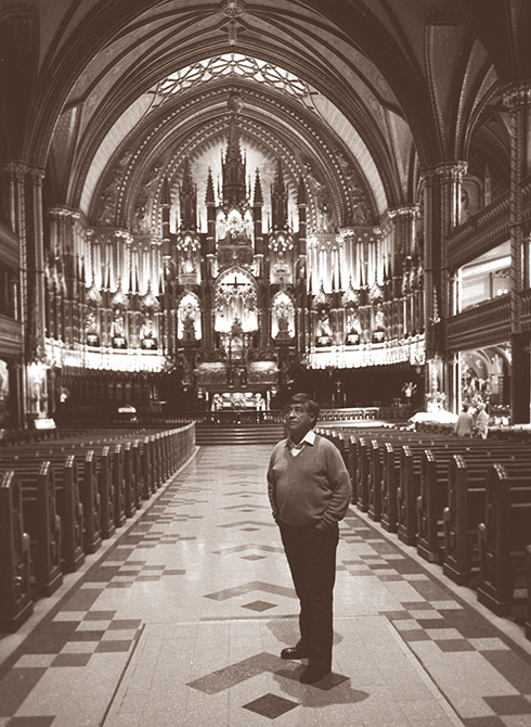 “Visiting the Notre-Dame Cathedral Basilica” Ottawa, Canada / Leica M4P; Kodak Tri-X 400 ASA 
